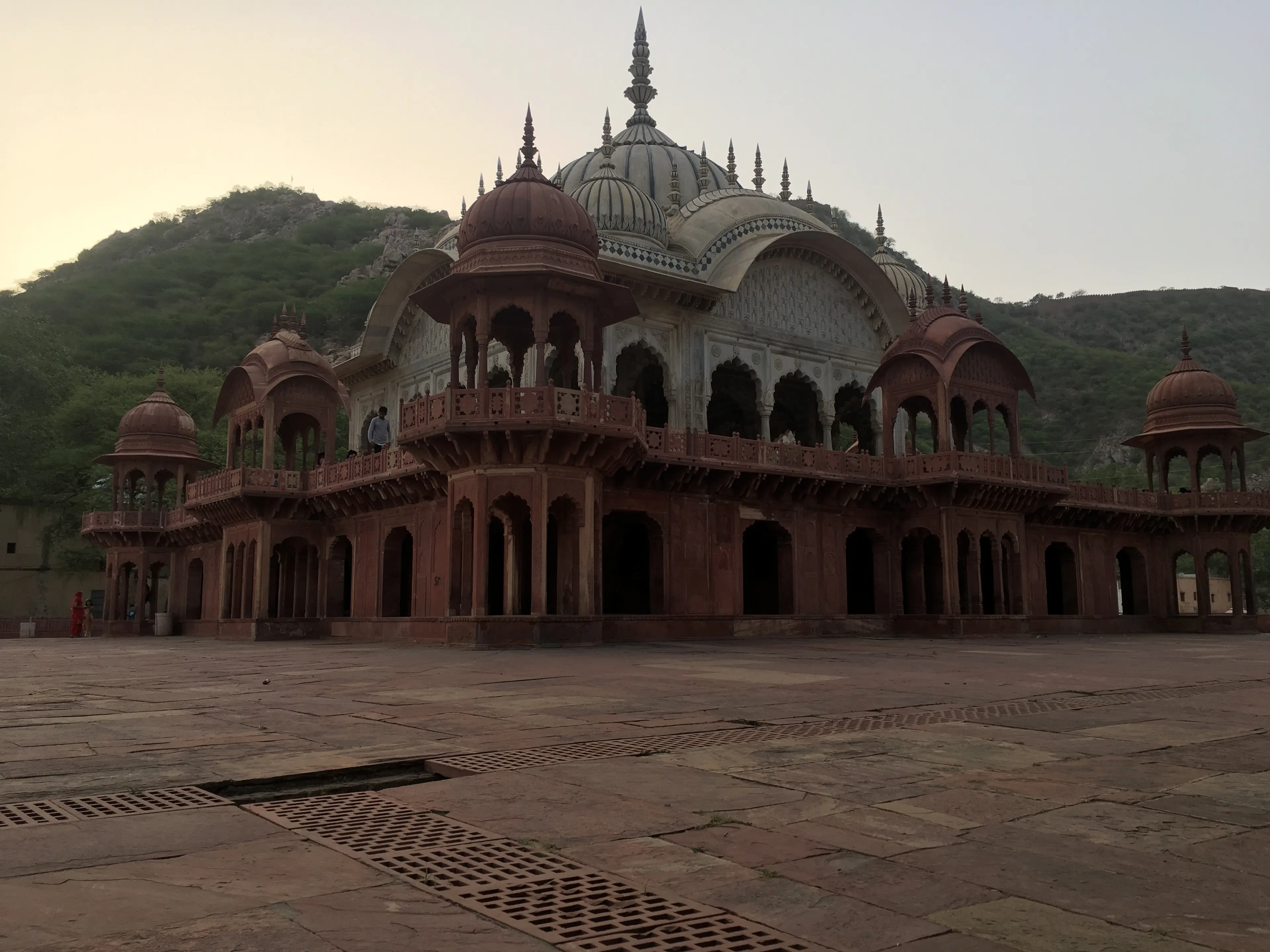 Moosi Maharani Ki Chhatri