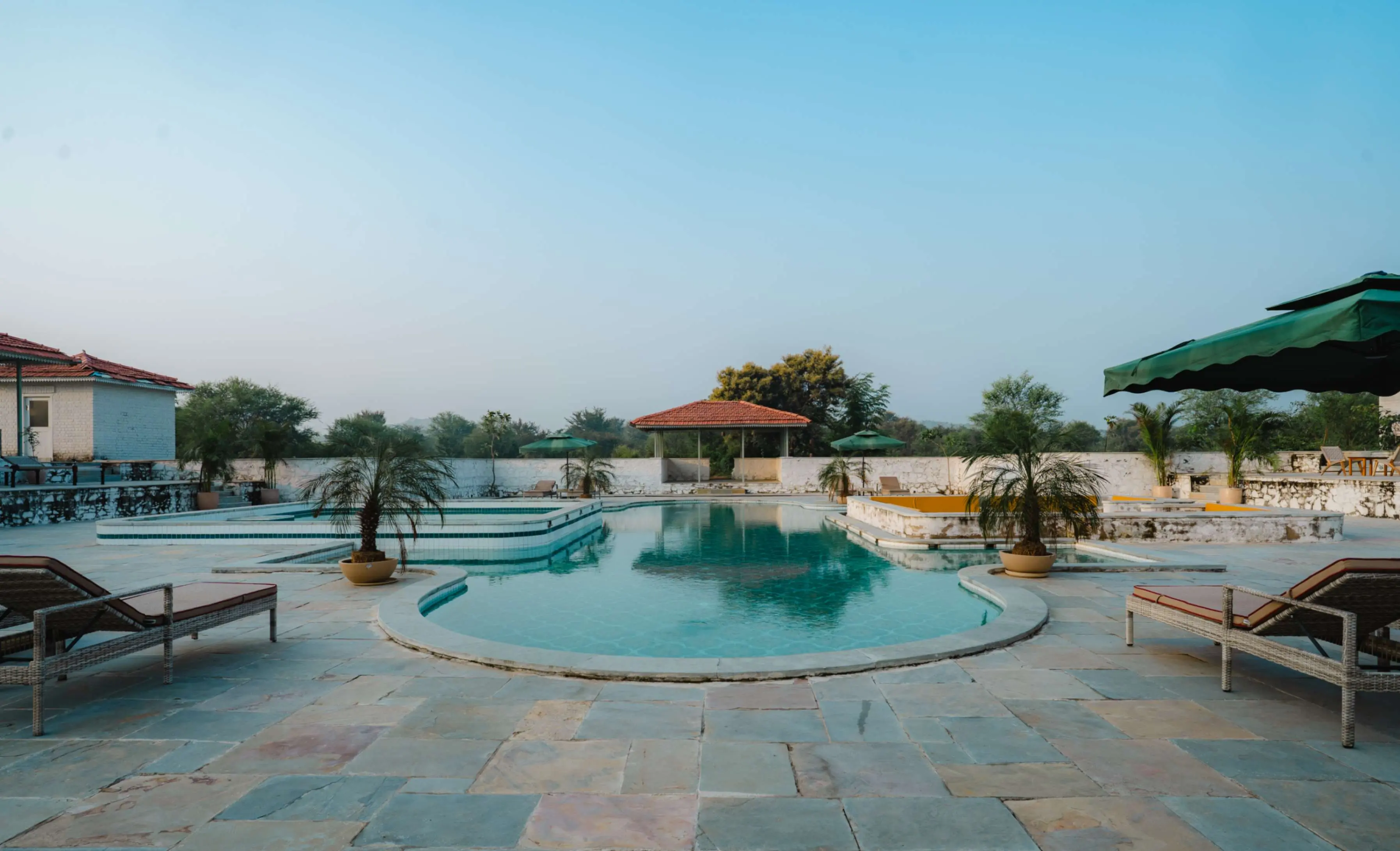 Lush Green Resort Lawns & Gardens