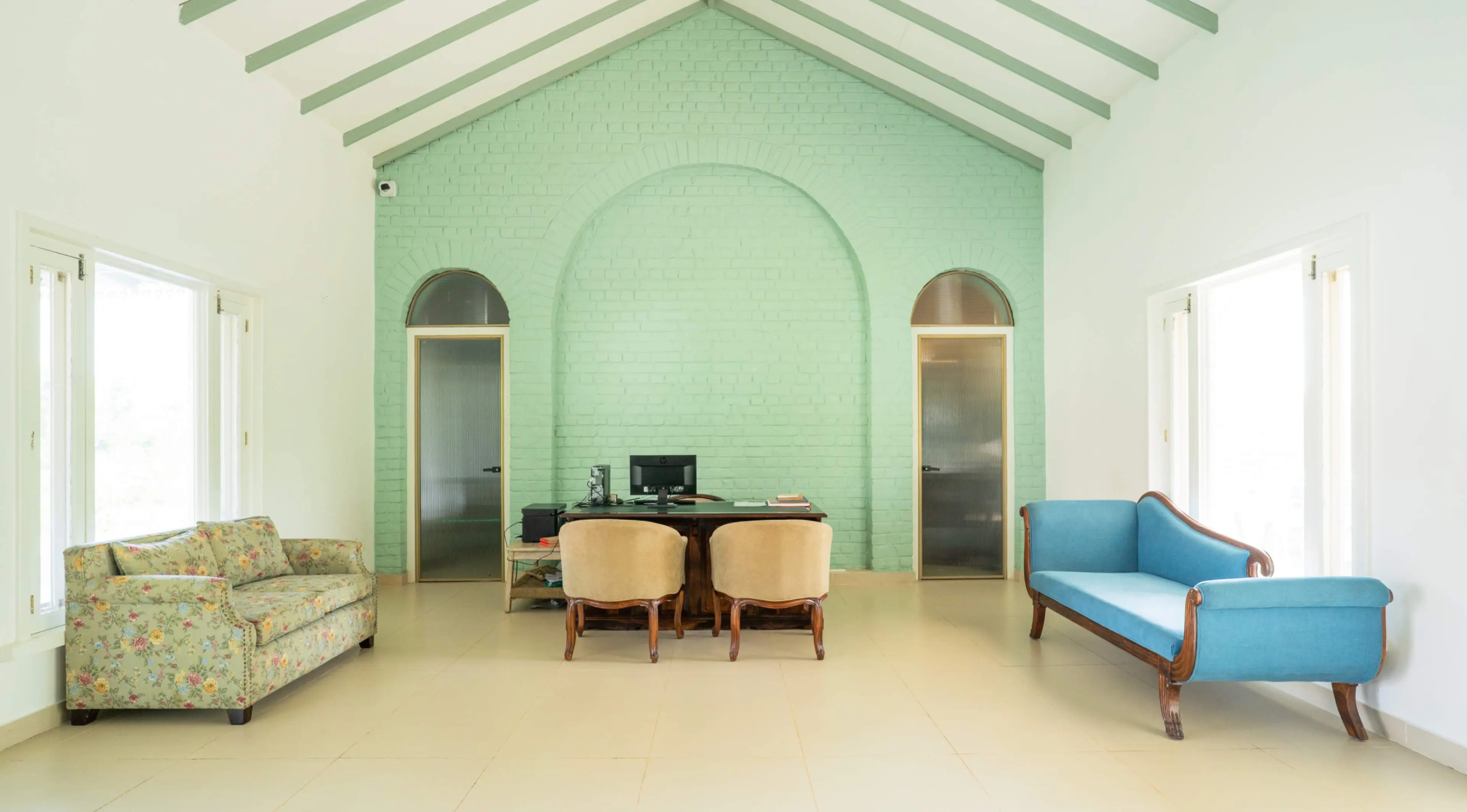 Front Office & Reception Lounge